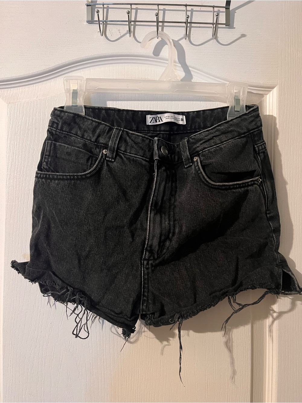 Zara Ripped Jean Shorts Black